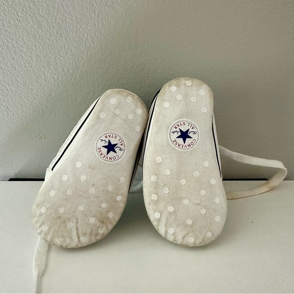 Converse all star size 2 kids baby toddler infant black shoes - Picture 3 of 4